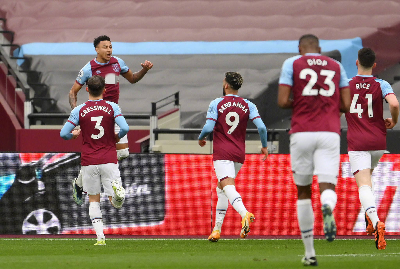 梅西接到苏 梅西接到苏